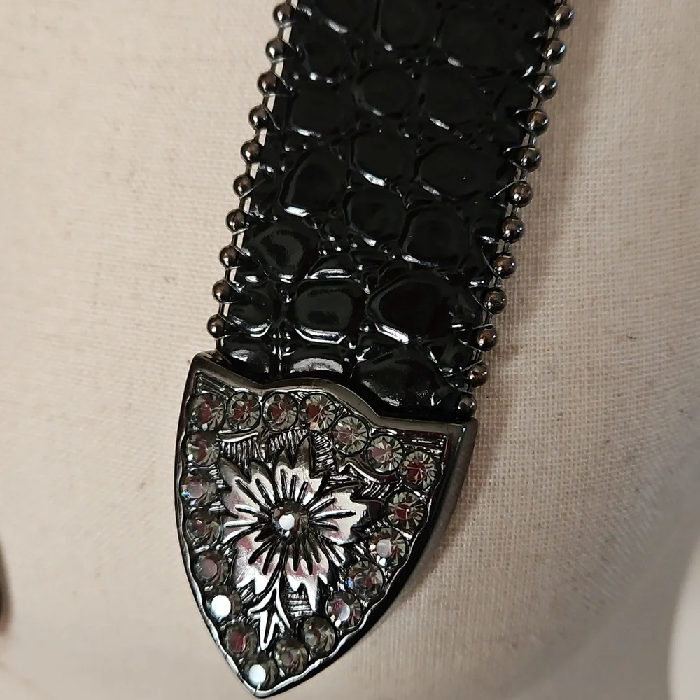 NWT Genuine Leather Western, Bling  Country Black Belt Small